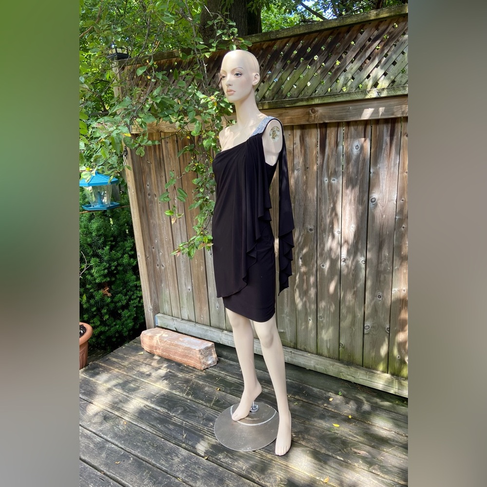 🐦‍⬛ 5/$25 🐦‍⬛ Fancy & Flowy Single Strap Asymmetrical Dress - Picture 15 of 16